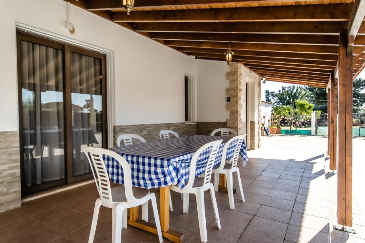 Reel Paradise Villa, Cyprus Lárnaka Kültér fotó